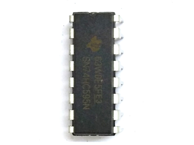 74HC595 8-bit Shift Register