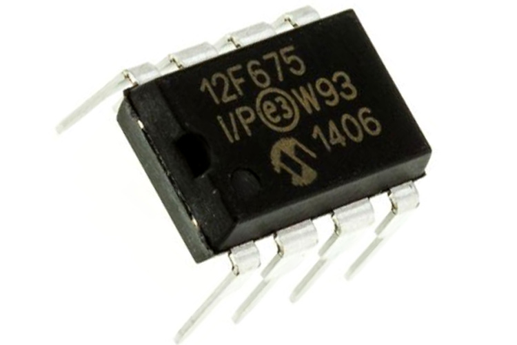 PIC12F675 Microcontroller