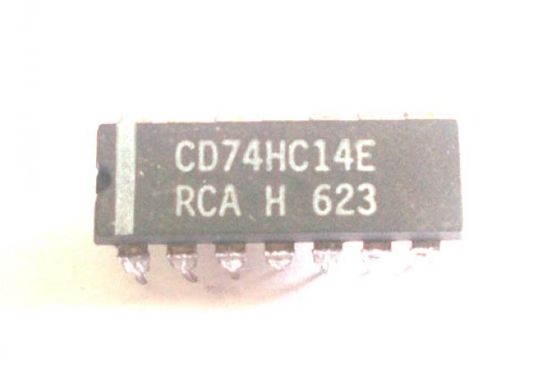 74HC14 IC