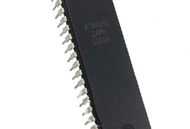 AT89S52 8-bit Microcontroller