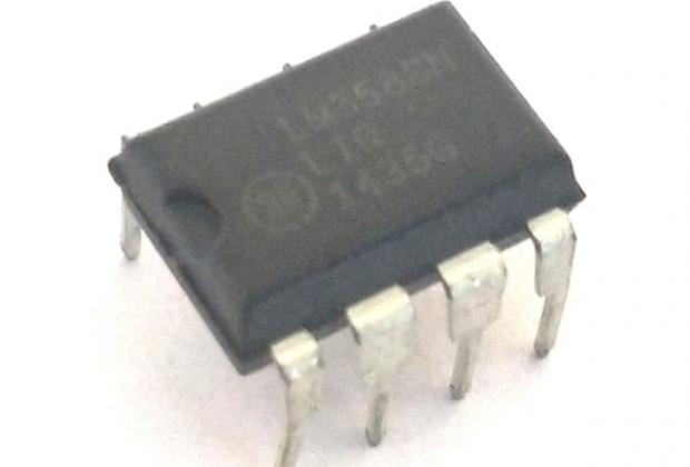 Op-amp IC LM358