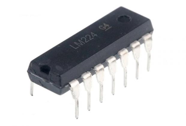 LM224 Op-Amp