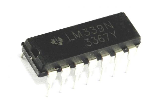 LM339 Voltage Comparator IC