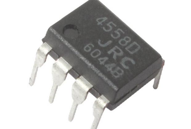 LM4558 Dual Op-amp IC