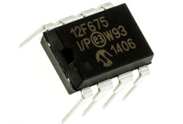 PIC12F675 Microcontroller