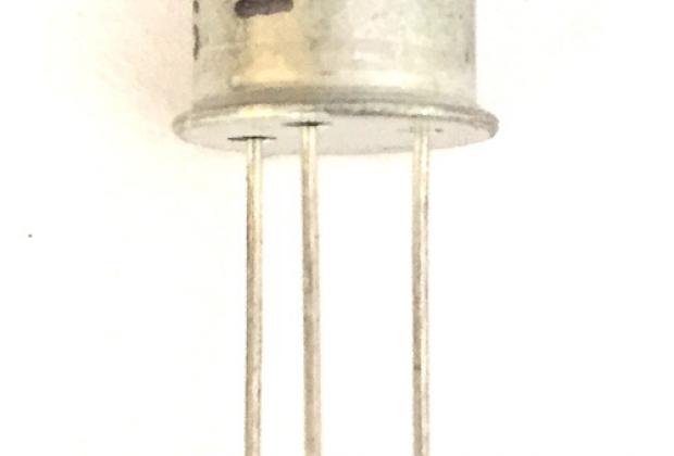 SL100 Transistor
