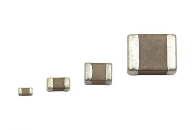 Surface-Mount Multilayer Ceramic Chip Capacitors